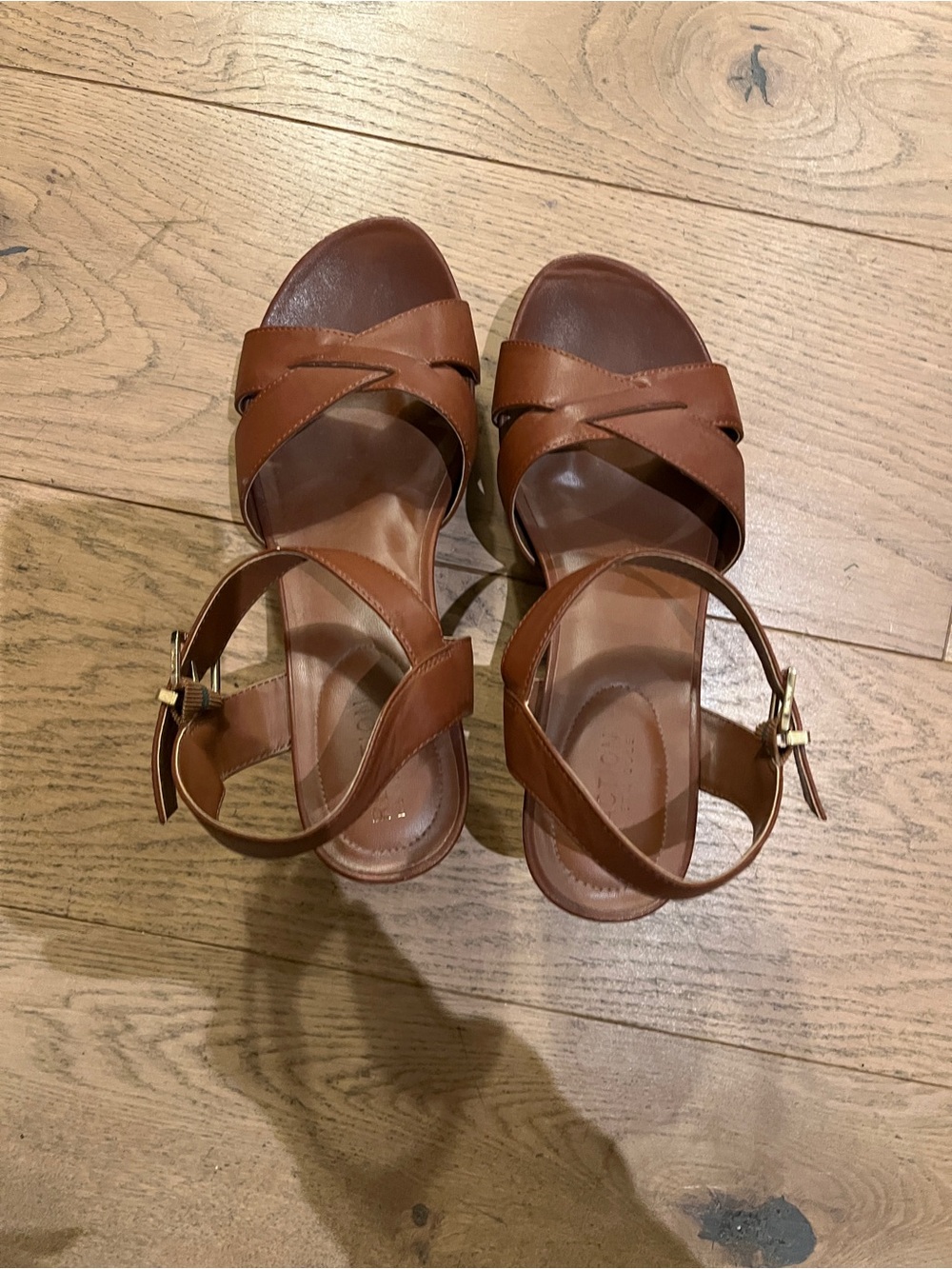 Kenneth Cole Reaction Brown Leather Crisscross Ankle Strap Sandals